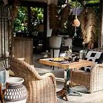 Leon Ubud Bali, Boutique Bungalows